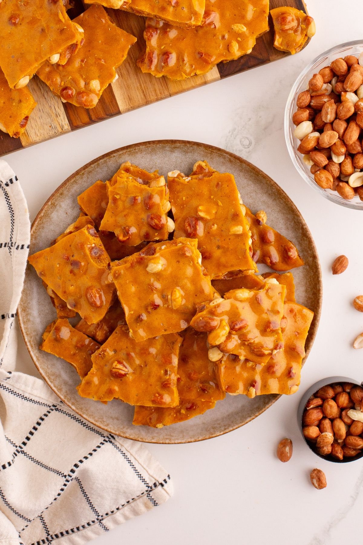 Easy Old-Fashioned Peanut Brittle: Homemade Perfection
